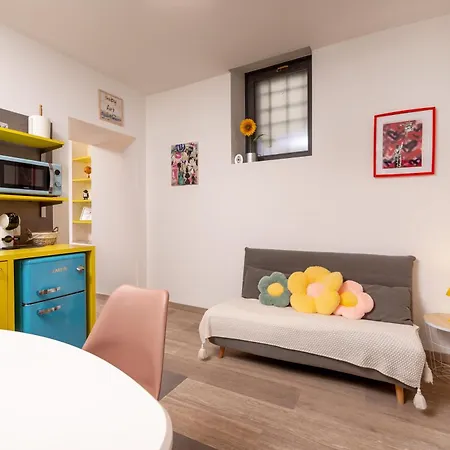 Baby Art Apartment *